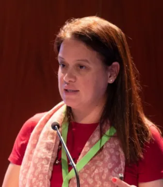 Imagem de Alexandra Lopes, professora de Sociologia e especialista em estudos sobre envelhecimento