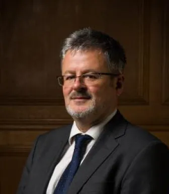 Imagem do professor e historiador Christopher Clark. Crédito: St Catharine’s College/Cambridge