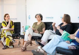Imagem da Praça da Fundação «Investir em Ciência: porquê?»