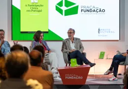 Imagem da Praça da Fundação «Portugal: um país sem Nós?»