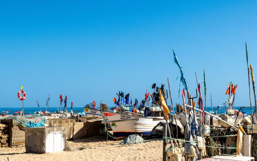 Imagem da praia de Monte Gordo, no sotavento algarvio. Crédito: Shutterstock