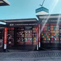Imagem da Praça da Fundação na Feira do Livro de Lisboa