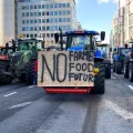 Imagem de protestos de agricultores em Bruxelas