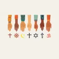Imagem com ilustração de várias mãos que apontam para símbolos de diferentes religiões. Autoria: José Alves
