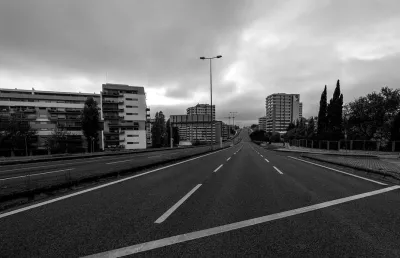 Imagem da Avenida Lusíada, Lisboa.