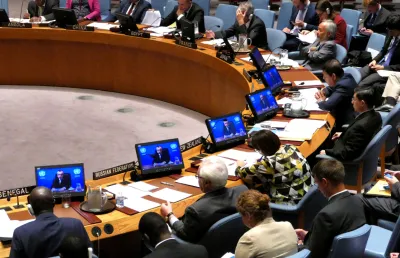 Sala de reuniões do do Conselho de Segurança da ONU. Crédito: Shutterstock 