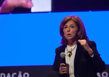 Identidade e Igualdade debate com Leonor Beleza