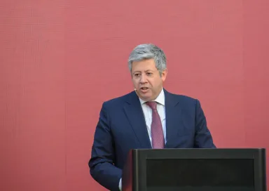 Imagem de José Soares dos Santos no encerramento do evento Cinco décadas de democracia, o que mudou?