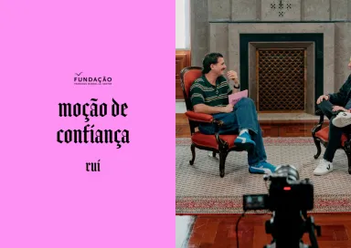 Imagem de Guilherme Geirinhas com Rui Rocha, durante as gravações da rúbrica «Moção de Confiança»