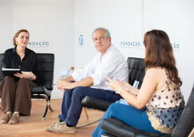Imagem da Praça da Fundação «Monte Gordo: do turismo ao Sertão», na Feira do Livro de Lisboa