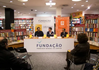 Imagem da apresentação do retrato «Aleluia!», com o autor Bruno Vieira Amaral, Henrique Raposo e António Araújo