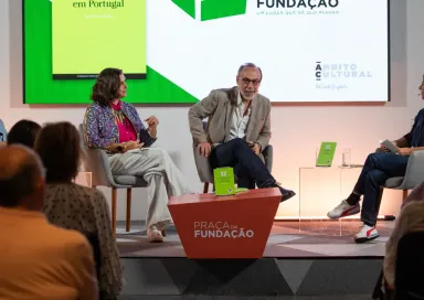 Imagem da Praça da Fundação «Portugal: um país sem Nós?»