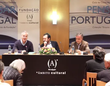 Imagem da apresentação do ensaio «Portugal, Um perfil histórico», de Pedro Calafate