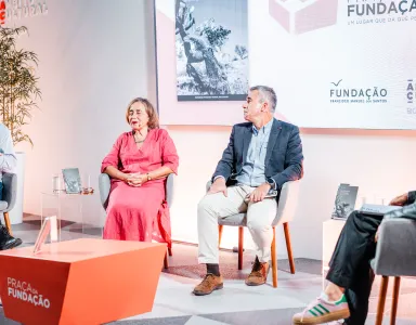 Imagem da Praça da Fundação «Quem são os invisíveis do Algarve?»