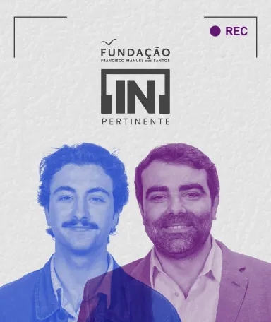 O humorista Manel Rosa ao lado do economista João Duarte. Ao centro o logo "[IN]Pertinente".