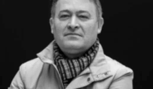 Imagem do fotojornalista José Luís Jorge.