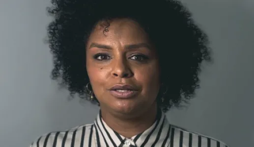 Imagem da atriz e apresentadora de televisão Cláudia Semedo