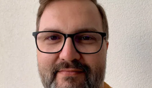 Imagem do professor e investigador Ricardo Peixoto
