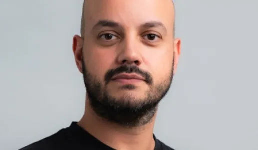 Imagem do escritor Nelson Nunes