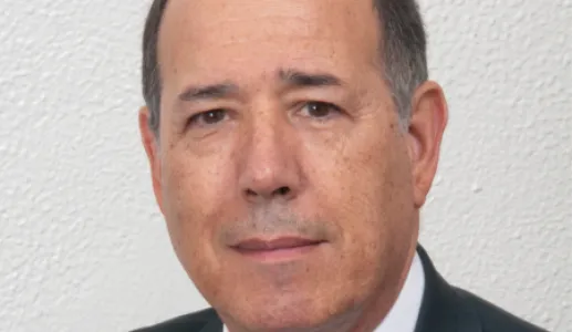 Retrato do professor José Miguel Caldas de Almeida
