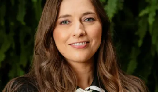 Retrato a cores de uma mulher, Ana Paula Marques, membro da comissão executiva da EDP.