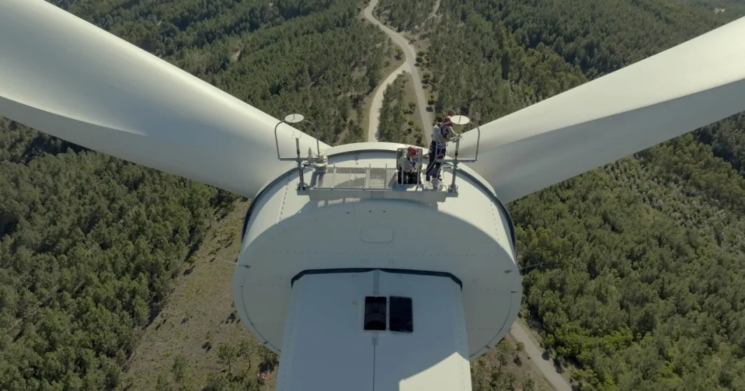 Imagem do documentário da Fundação «A Revolução da Energia Limpa»