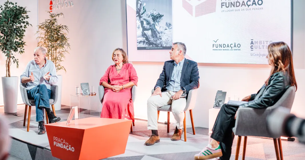 Imagem da Praça da Fundação «Quem são os invisíveis do Algarve?»