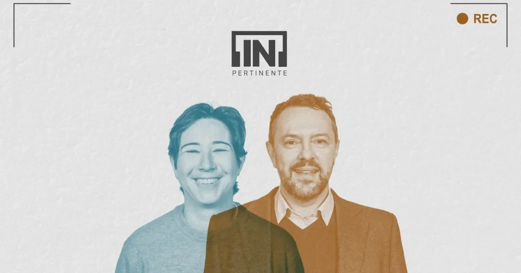 A humorista Luana do Bem ao lado do politólogo Pedro Magalhães, sobre um fundo cinzento, com os logotipos "Fundação Francisco Manuel dos Santos" e "[IN]Pertinente" ao centro.