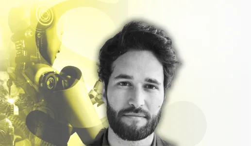 Retrato de Daniel Susskind em primeiro plano, sobreposto a uma imagem estilizada de um robô humanoide em tons de amarelo e cinzento.
