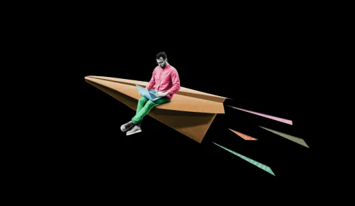 Collage de um rapaz jovem com um computador sob um avião de papel que está a descolar. Crédito:Shutterstock