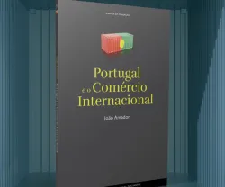 De que fala o livro «Portugal e o Comércio Internacional»?