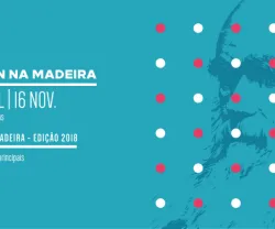 Cartaz de fundo azul, com texto "Darwin na Madeira", ilustrado com pontos coloridos.