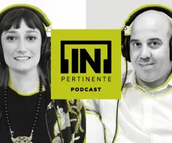 Ana Markl e Amilcar Moreira, lado a lado, com auscultadores, com o logotipo do podcast "IN PERTINENTE" ao centro.