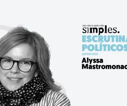 Retrato de Alyssa Mastromonaco, num fundo claro, com o texto «Escrutinar políticos não é assim tão simples».