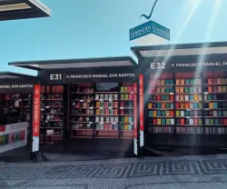 Imagem da Praça da Fundação na Feira do Livro de Lisboa