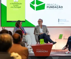 Imagem da Praça da Fundação «Portugal: um país sem Nós?»