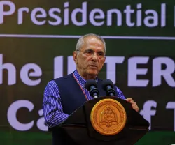 Imagem do ex-Presidente da República de TImor Leste, José Ramos Horta, em Díli. Crédito: Shutterstock.