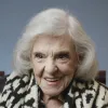 Imagem de Kukas, a designer de jóias de 95 anos