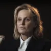 Imagem da romancista, ensaísta e poeta Siri Hustvedt