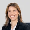 Retrato a cores de Teresa Mourão-Ferreira, diretora-geral da Fundação.